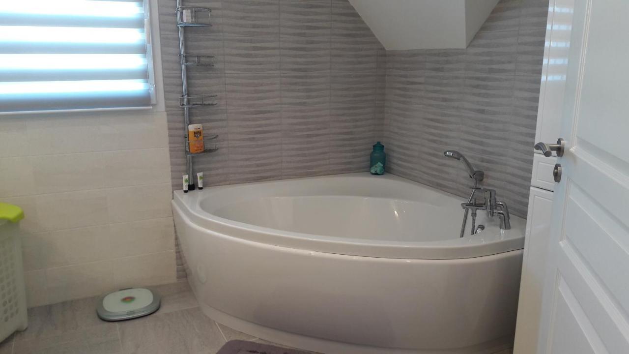 Chez Mt Et Jr Bed & Breakfast Vannes Luaran gambar